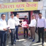 Nikshay Mitra Abhiyan distributed 100 food baskets by IPCA Laboratory