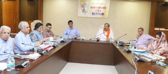 हिन्‍सक प्रवृत्ति को वढ़ावा देने वाले खिलौने के निर्माण को हतोत्‍साहित कर सकारात्‍मक रचनात्‍मकता को बढ़ावा दे, मंत्री चेतन्‍य कुमार काश्‍यप