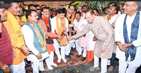 रतलाम में जिला भाजपा कार्यालय के नवीन भवन निर्माण का भूमि पूजन समारोह संपन्न