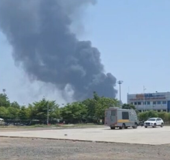 There is news of Boeing 787 crash in Ahmedabad. Most of the dead were passengers from Patel community