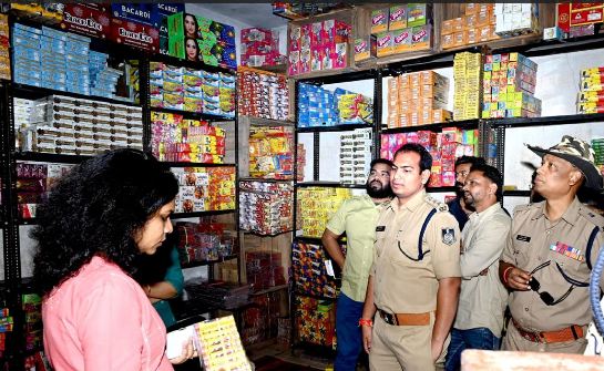 Inspection of firecracker shops in Ratlam