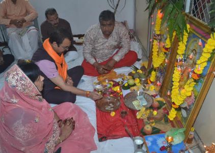 Ratlam नगर निगम कार्यालय में महापौर प्रहलाद पटेल ने किया महालक्ष्मी पूजन