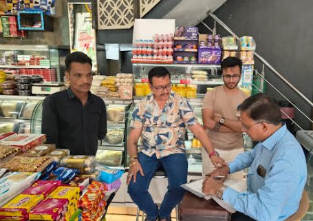 The Metrology (NAAPTOL) department registered a case of offence against shops during the Diwali festival.